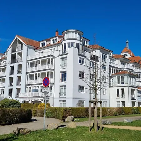 Meeresblick - 28-010 Kuehlungsborn